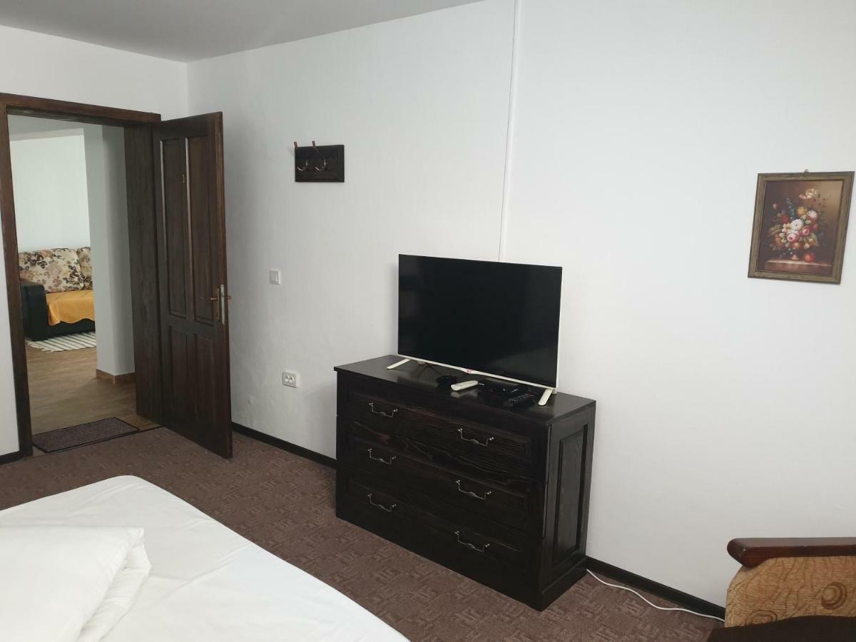 Stejarul Lui Andrei Hotel Izvoarele  Ngoại thất bức ảnh